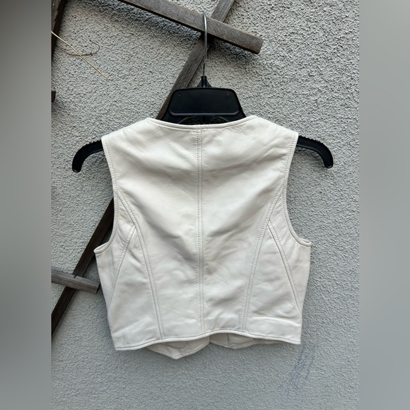 LAMARQUE Kallie Leather Vest In Bone - Picture 11 of 11